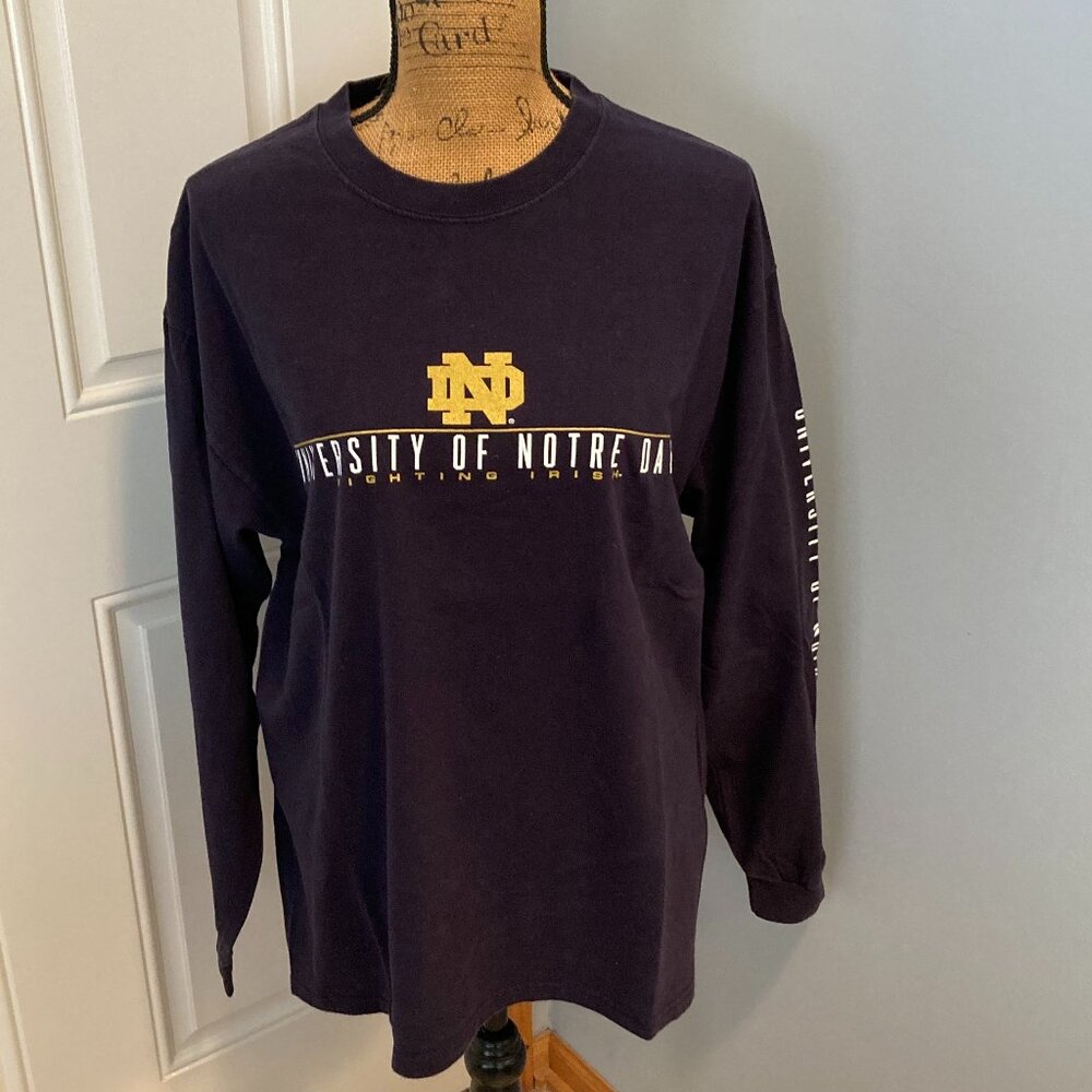 Notre Dame Navy Long Sleeve T Shirt Size M Unisex